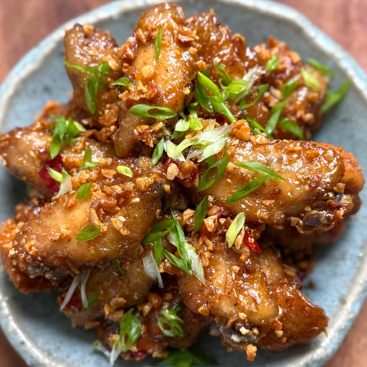 Vietnamese Fish Sauce Wings Recipe Crispy - Sweet, Salty, and Spicy, a Flavor Explosion!