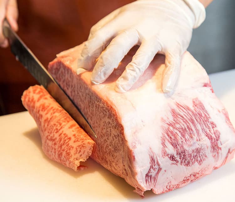 Best A5 Wagyu & Omakase in Saigon? My experience at Yazawa Restaurant